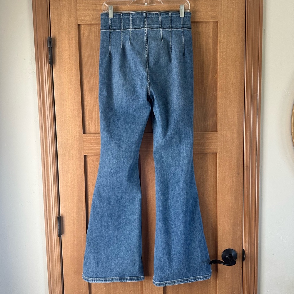Free People We The Free Jayde Flare Jeans Super High-Rise size 29 - Picture 8 of 16